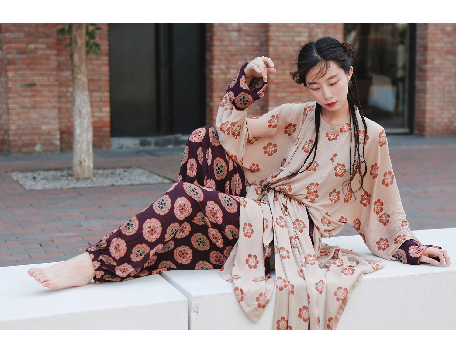 Китайцы одежда наборы 谜阿凰花临唐制圆领袍阔腿裤唐风汉元素汉服原创国风高端女装汉服