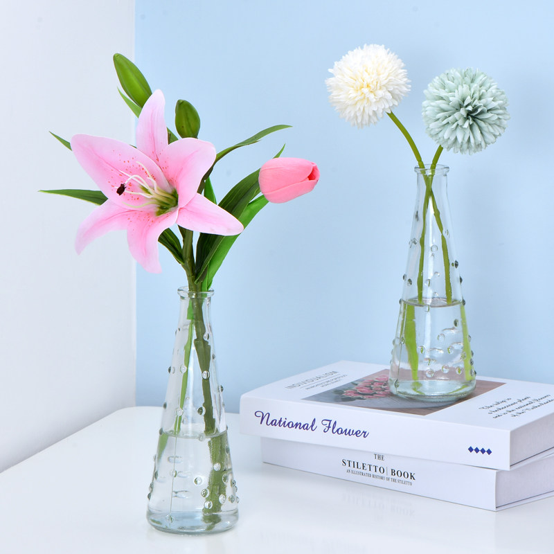 Ins small fresh fake flower simulation lily bedroom floral decoration table silk flower living room glass vase decoration