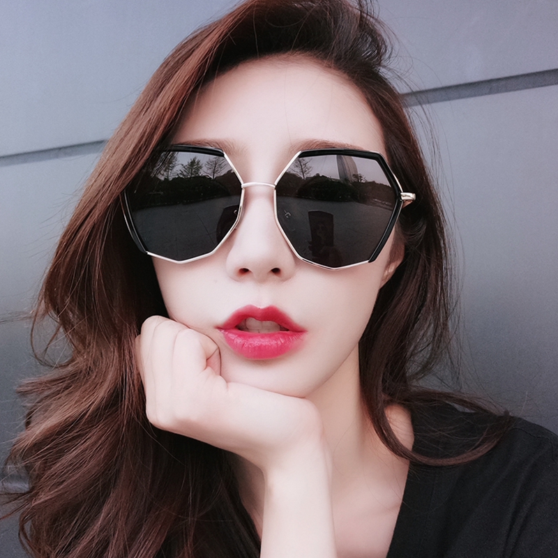 Hong Kong's new sunglasses with big face and thin round face sunglasses are polarized and anti-UV special glasses for driving