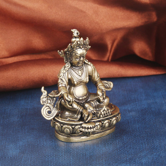 Vintage Brass Yellow God of Wealth Figurine Tibetan Religious Offering Copper Buddha Statue Crafts Deity Statue Antique Copperware Ornaments