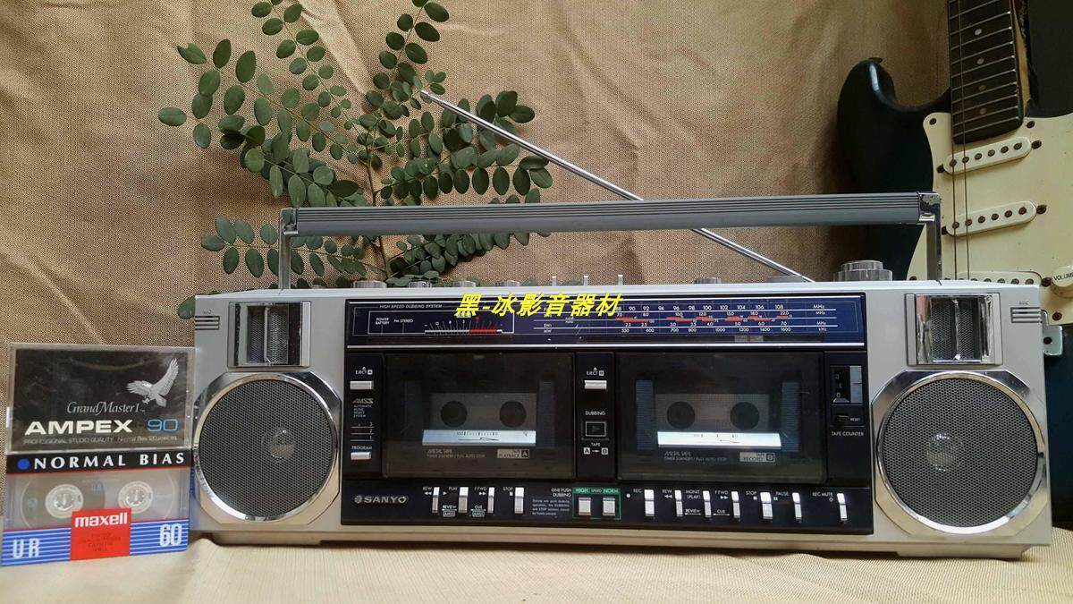 9 percent new Sanyo Recorder M-W25K Old Recorder made a new color