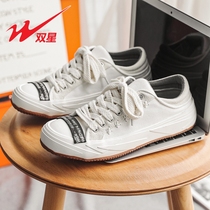 The DNA is moving. This design really pricks me~ The sporty version is full of youthful feeling easy to match and durable.