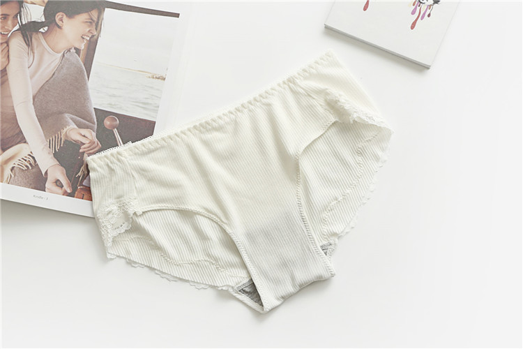 Vải sườn cô gái áo lót phù hợp với nữ đồ lót đáy quần với miếng đệm chống ánh sáng bọc ngực ống yếm hàng đầu áo lót nữ dễ thương