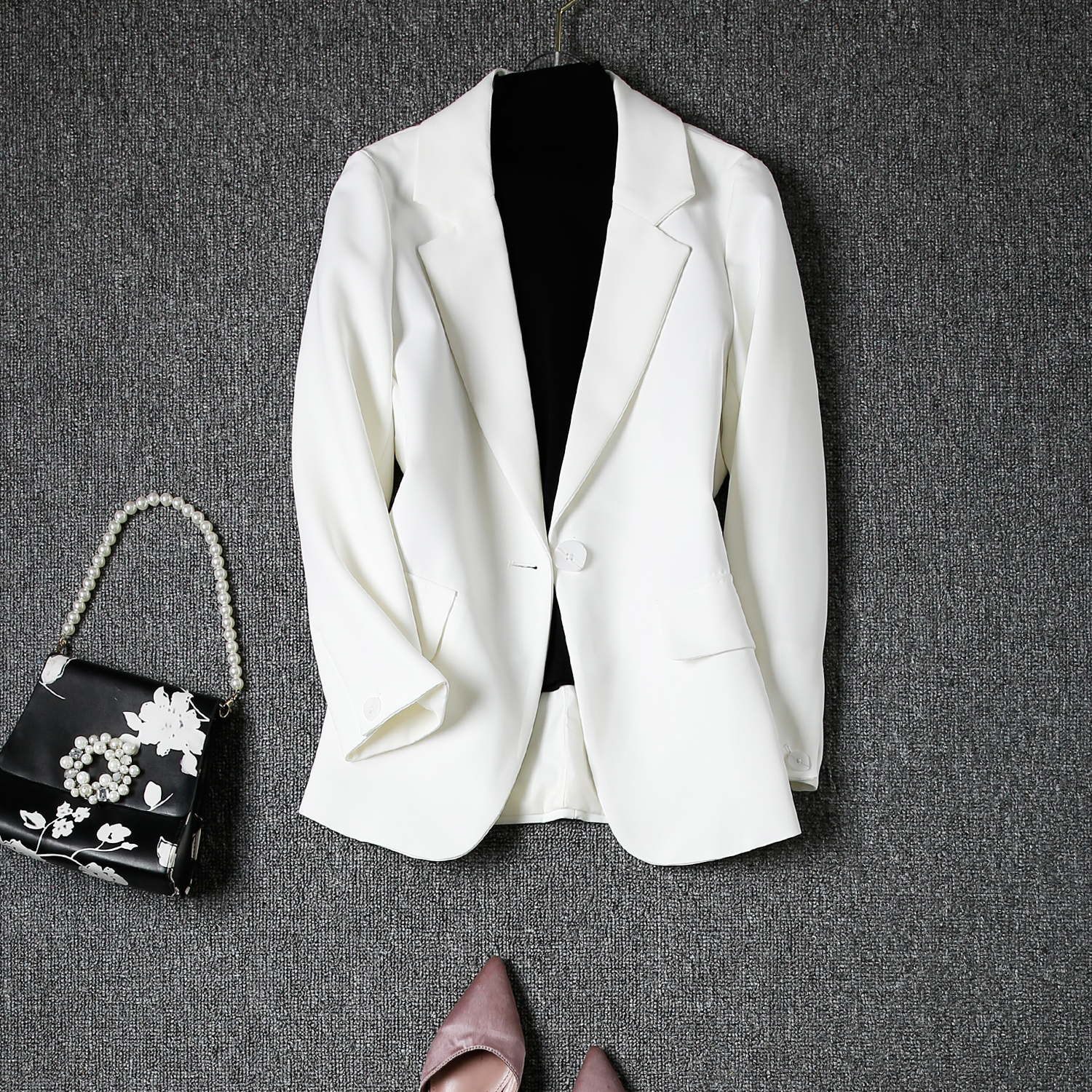 Labyrinth homemade professional temperament collection waist small suit jacket woman white western suit blouse 2022 summer new F552