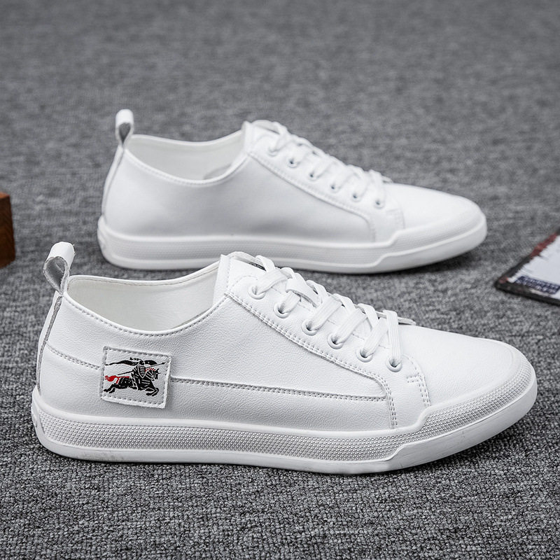 Trendy men's sneakers 2021 summer low-top fashion casual shoes trendy non-slip white shoes deodorant sports shoes