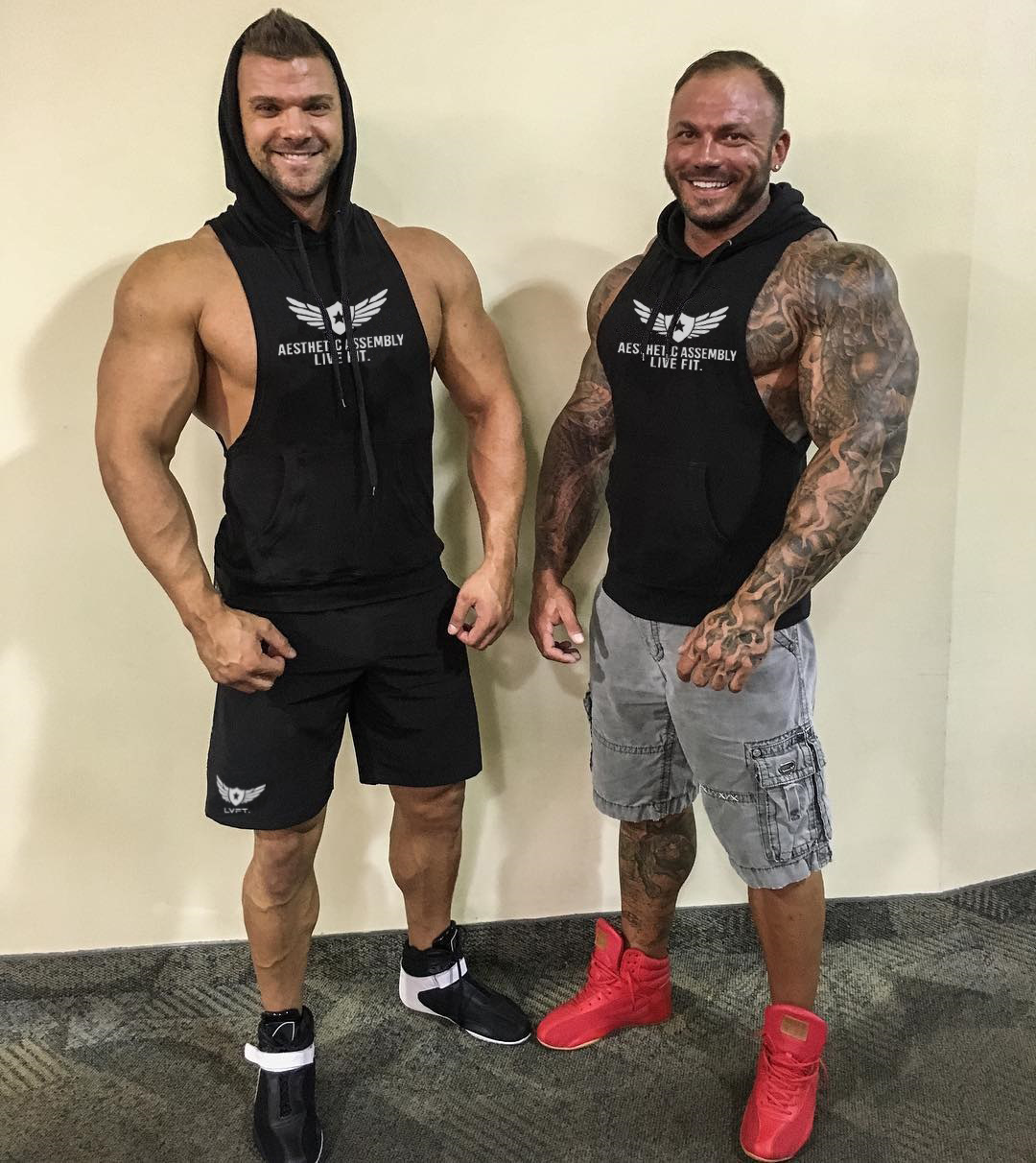 Cơ bắp tập thể dục chó brother new casual trùm đầu vest loại của nam giới không tay thể thao khô nhanh vest đào tạo vest áo gió thể thao nam