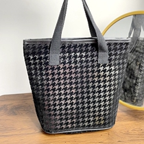 Japan-ROK Fashion Makeup Bag Mesh Yarn Hollowed-out Zipper Tot Bag Large Capacity Portable Wash Toiletry Bag Containing Shopping Bag Bag