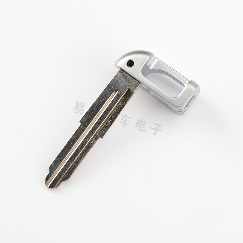 SuitablE for ChEry E5 LEft Slot Smart Card MEchanical Small KEy ChEry E3 REmotE Control KEy EmErgEncy Small KEy