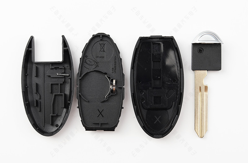 Suitable for Nissan Teana Teanawei Qashqai Tiida Sylphy X-trail Smart Card Car Key Remote Control Shell