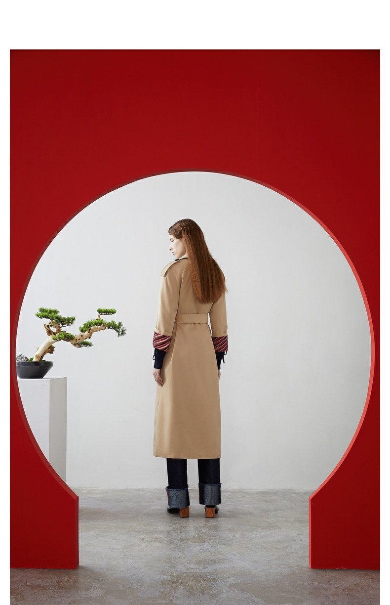 Lily2019 mùa xuân mới của phụ nữ hai mặc áo khoác kaki từ vai áo gió dài 119100C1250 - Trench Coat áo khoác kaki nữ