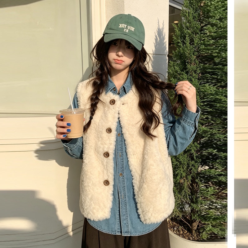 Korean-Style Fluffy Vest 2026 Autumn New High-End Soft and Lazy Sleeveless Vest Jacket for Women Korean-Style Fluffy Vest 2026 Autumn New High-End Soft and Lazy Sleeveless Vest Jacket for Women