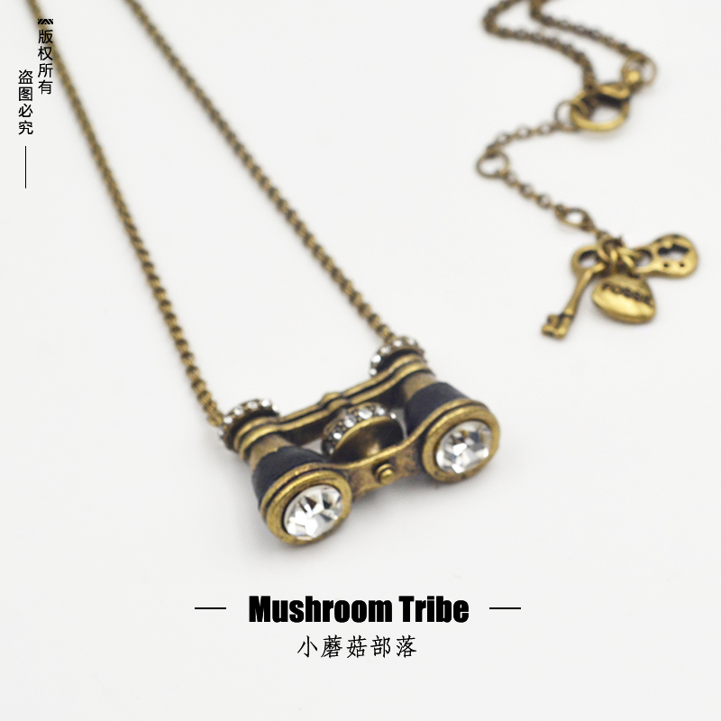 Fossil Marking European and American Retro Copper Texture Telescope with Diamond Alloy Couple Necklace Necklace Fossil Marking European and American Retro Copper Texture Telescope with Diamond Alloy Couple Necklace Necklace