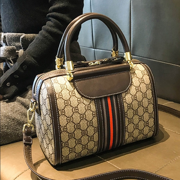 Bags for women 2023 new style boston crossbody bag, trendy and atmospheric handbag, fashionable large capacity shoulder bag