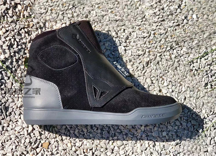 The new Dennis DAINESE Dover GTX waterproof motorcycle riding board shoes and boots four seasons casual fashion