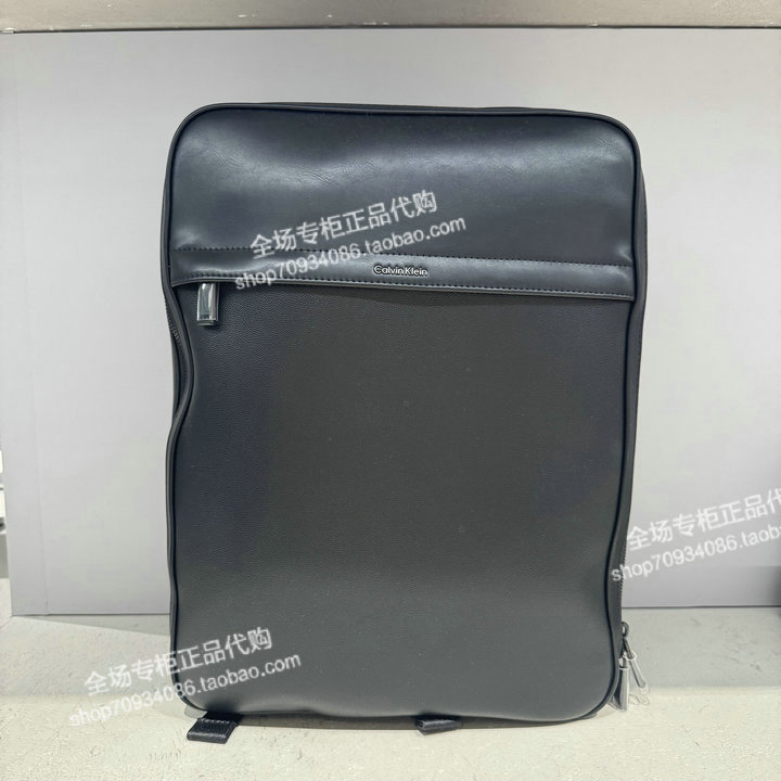 Ck Jeans2026 Autumn Men's Casual Commuting Simple Portable Large Capacity Backpack 4D3592G