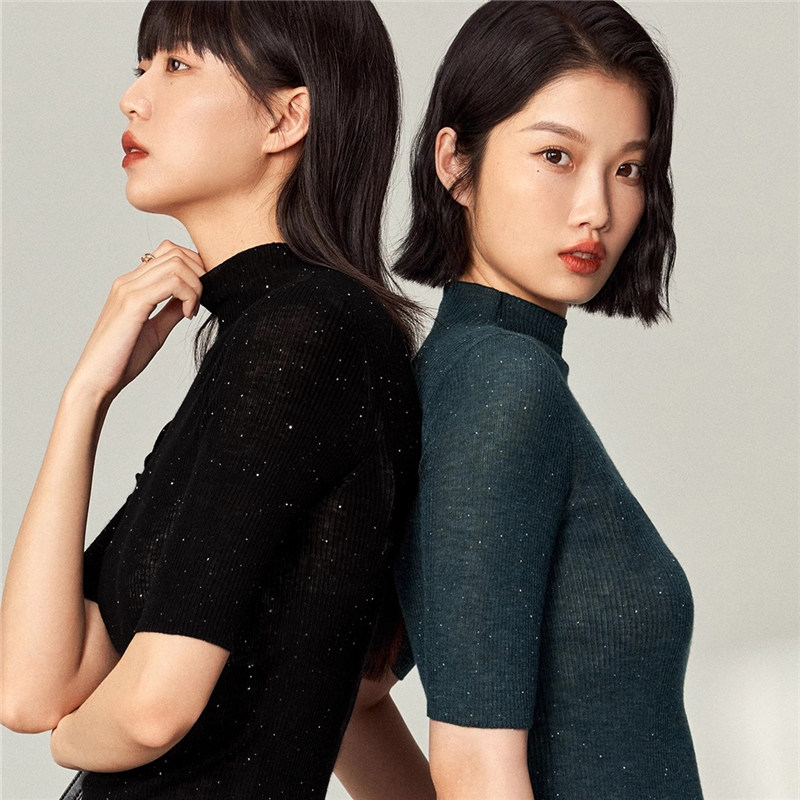 Spring Sunshine Sparkling Half-High Collar Sequined Five-Quarter Sleeve Knit Top for Women, Slim-Fit Half-Sleeve Wool Sequin Base Shirt