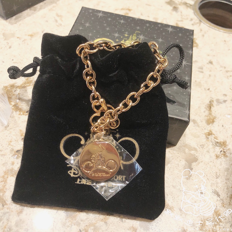 Shanghai Disney Domestic Mickey Mouse and Minnie Castle 14K Gold Plated Copper Bracelet for Adults Commemorative Gift
