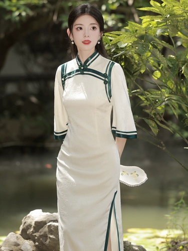 Легкое весеннее ципао, изысканный стиль, 2025 года, тренд сезона