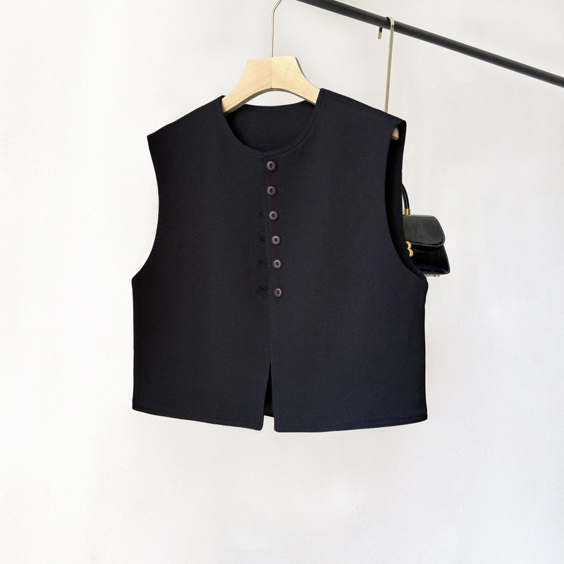 Black Suit Vest for Women, Spring and Autumn European Style, High-End Short Jacket, Petite Short Style, Round Neck Layered Vest Black Suit Vest for Women, Spring and Autumn European Style, High-End Short Jacket, Petite Short Style, Round Neck Layered Vest