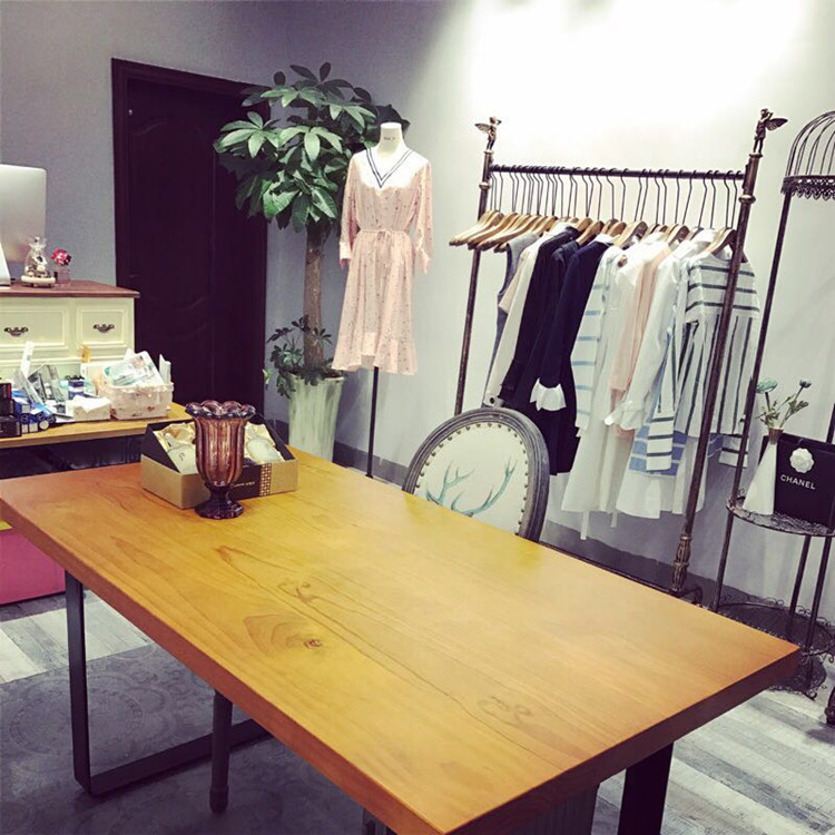 Iron Art Clothing Shop Middle Show Table Shelf Middle Island Brief Solid Wood Running Water Table Shoes Bag Shop Window Display Table