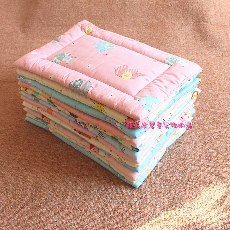 Pure cotton baby urine mat Dry fart small mat clip cotton small mat diaper can be machine washed and dried