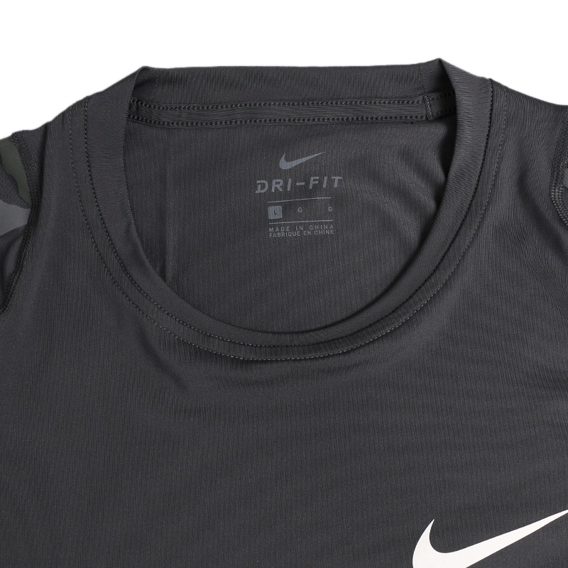Nike Nike 18 mùa đông nam thể thao đào tạo áo len dệt kim cổ tròn AQ1207-060 áo thun dài
