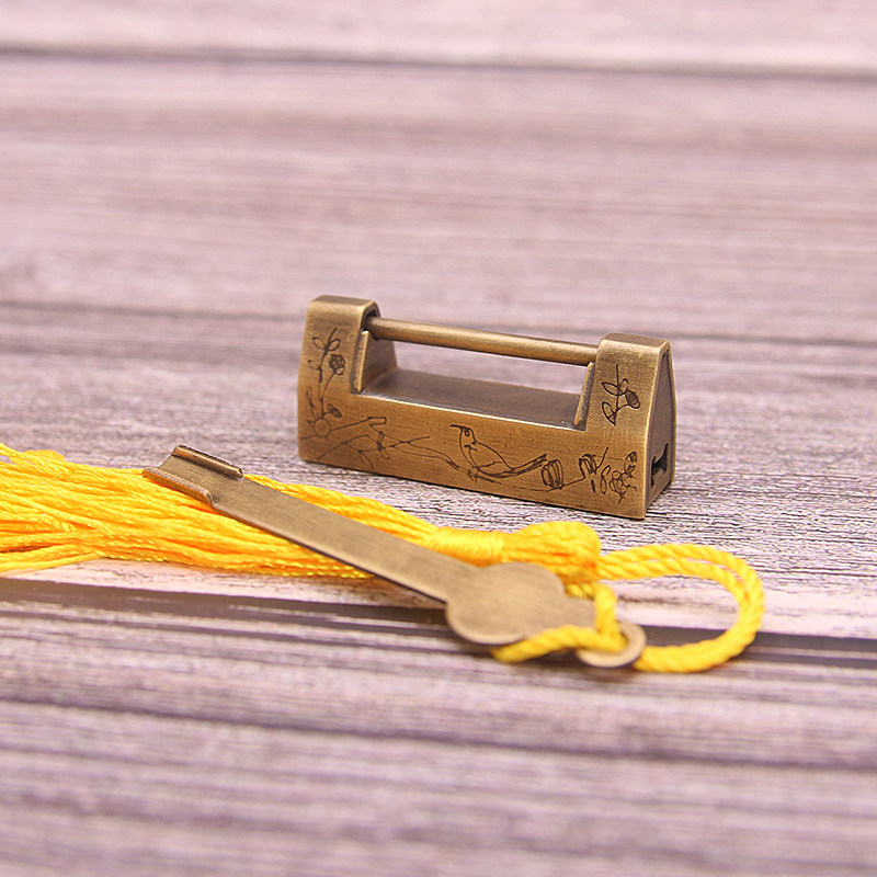 Chinese imitation antique brass padlock box cabinet door gift first decoration case universal horizontal open antique decoration lock drawer small key lock
