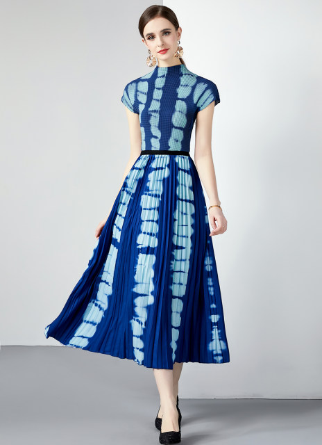 2023 Miyake pleated long section with lining pleated small T+ pleated skirt two-piece set