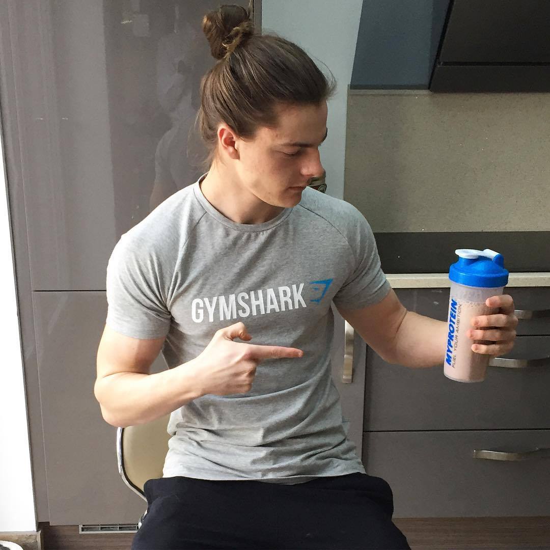 Brother Sports thun Slim Thể thao Bóng rổ Áo thun mỏng Thở Quần áo Cơ bắp Đàn ông Vòng eo Cổ ngắn Tay áo áo thun thể thao nam