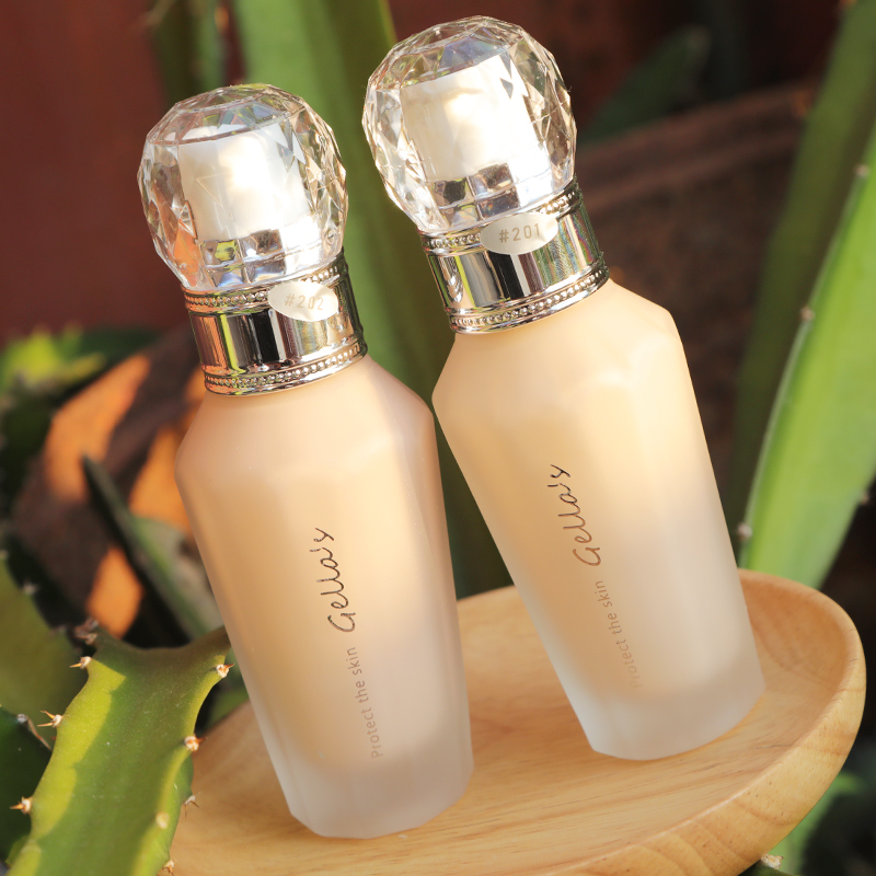 Li Jiaqi Recommended Powder Bottom Liquid Shade Control Oil Moisturizing Persistent Dry Leather Female Affordable Oil Peel Bb Cream Base Makeup Cream