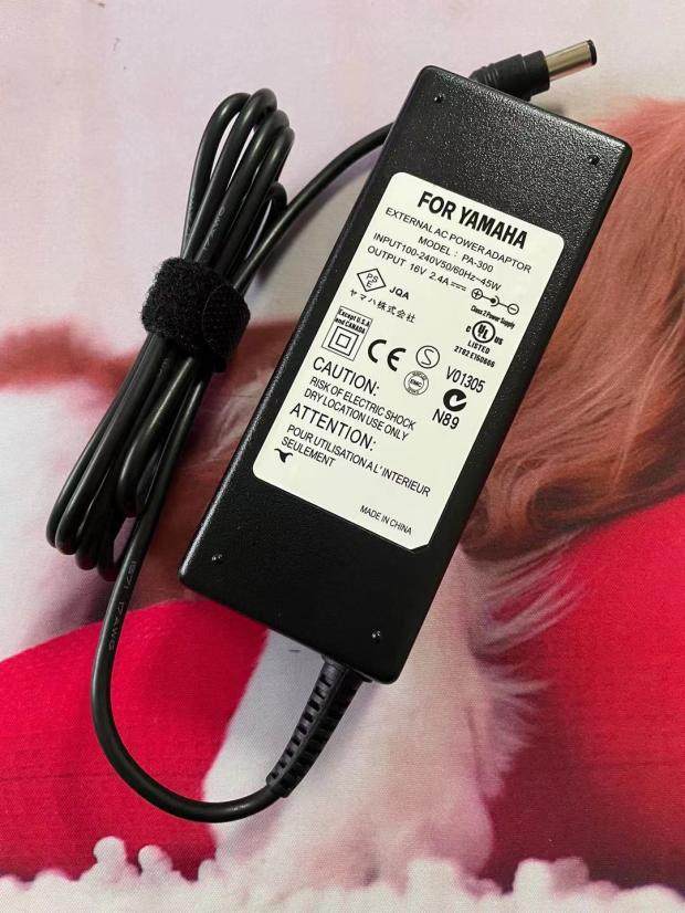 Yamaaf YAMAHA PSR-S670 S550 S550 S650 S900 S900 electronic piano power cord 16V