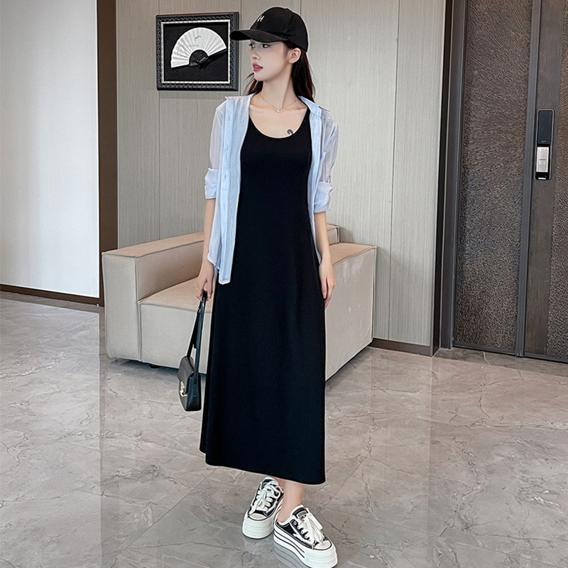Black Ice Silk French Dress, High-End Camisole Dress, Slim and Stylish New Style Women's Summer Loose Long Dress Black Ice Silk French Dress, High-End Camisole Dress, Slim and Stylish New Style Women's Summer Loose Long Dress