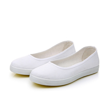 2021 New Spring and Autumn white nurse shoes flat Korean non-slip beef tendon womens single shoes breathable soft bottom cloth shoes