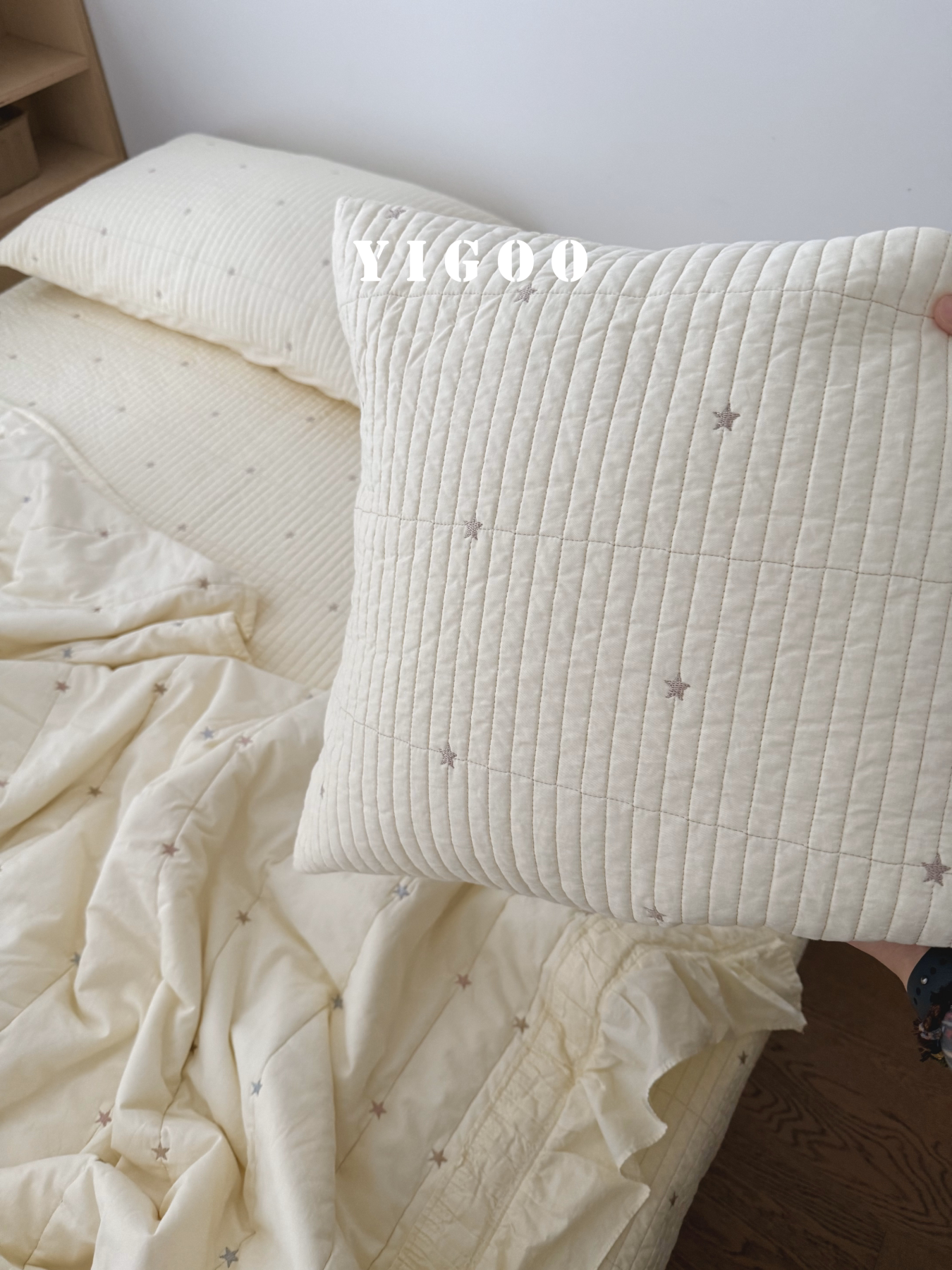 Корейский комплект постельного белья с вышивкой звездочек из хлопка три предмета с утолщенной простыней и всесезонным одеялом