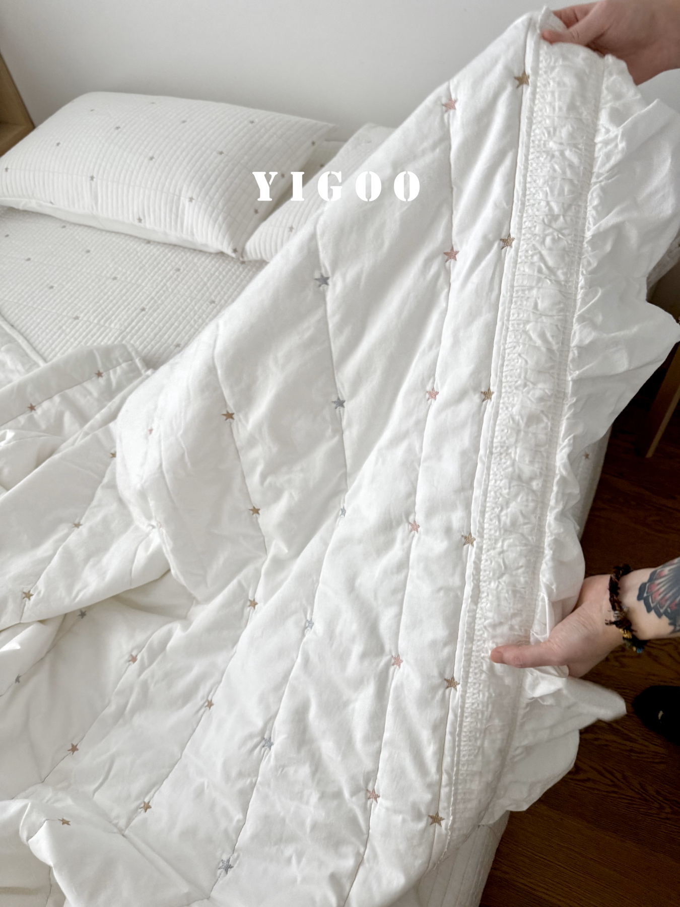 Корейский комплект постельного белья с вышивкой звездочек из хлопка три предмета с утолщенной простыней и всесезонным одеялом
