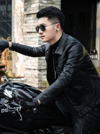 型男机车皮衣修身短款秋冬新款皮外套男士韩版潮流痞帅气翻领夹克