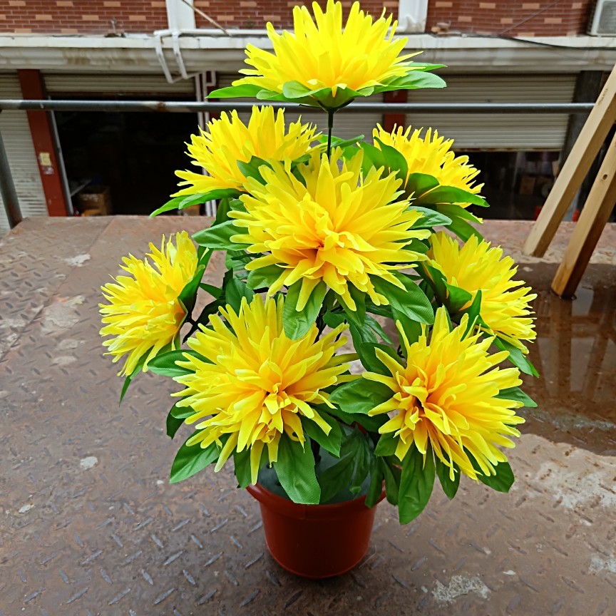 Tomb-sweeping emulation Chrysanthemum Beam upper grave sacrificial fake flower graveyard placement of silk flowers 9 head green leaf gold silk chamomile