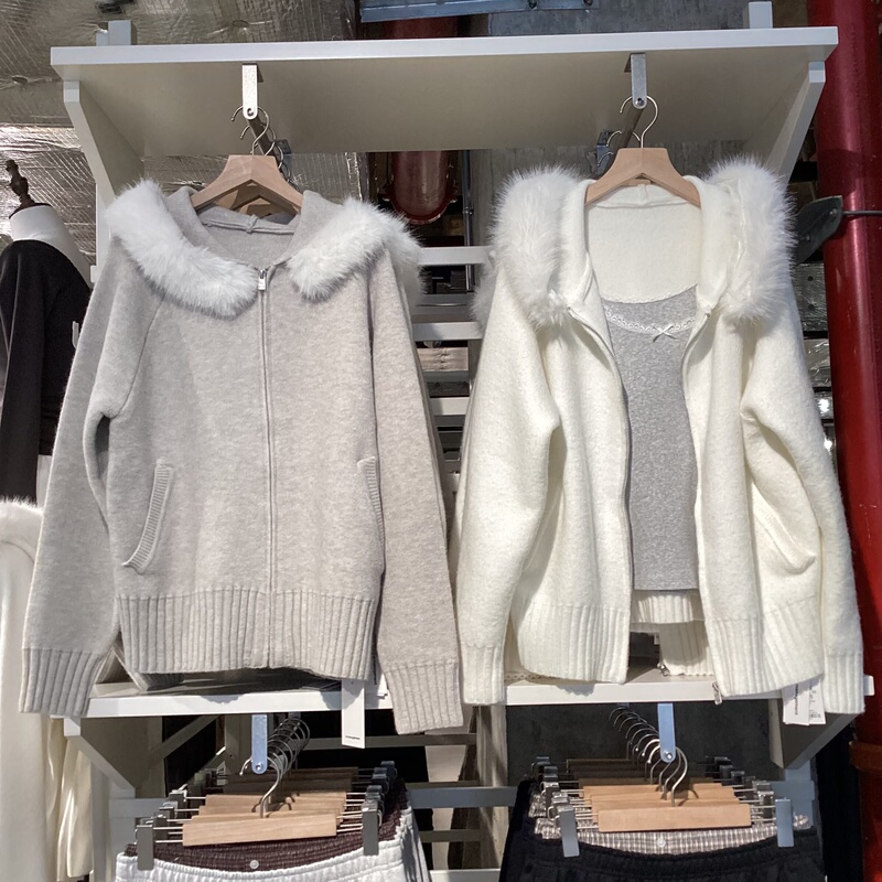 Wm Fur Collar Hooded Knit Sweater Jacket Bm Official Website Autumn and Winter New Cute Slimming Pure Desire Zipper Cardigan Top for Women Wm Fur Collar Hooded Knit Sweater Jacket Bm Official Website Autumn and Winter New Cute Slimming Pure Desire Zipper Cardigan Top for Women