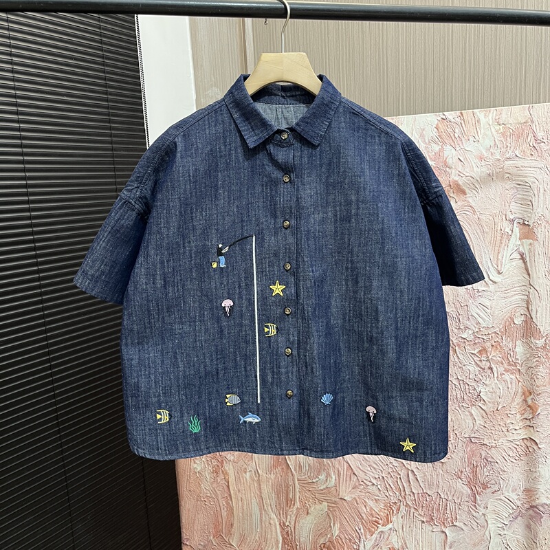 「Mu Zao's Careful Selection」Cartoon Embroidery Fully Hemmed Lapel Short-Sleeve Denim Shirt for Women E7512