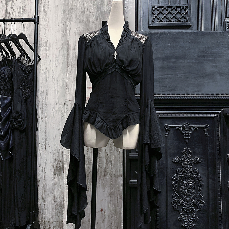 Youleting/Dark in Love Gothic Dark Punk Lace Splicing Bell Sleeve V-Neck Shirt Tw624