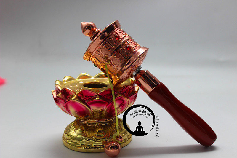 Well, the sphincter's self is praying for a hand-shake-to-wheel turn via a small horn.