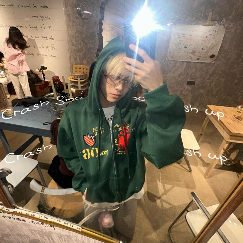 American Retro Dark Green Embroidered Hooded Sweatshirt for Men and Women, Loose Vintage Printed Jacket, Badge Hoodie for Men
