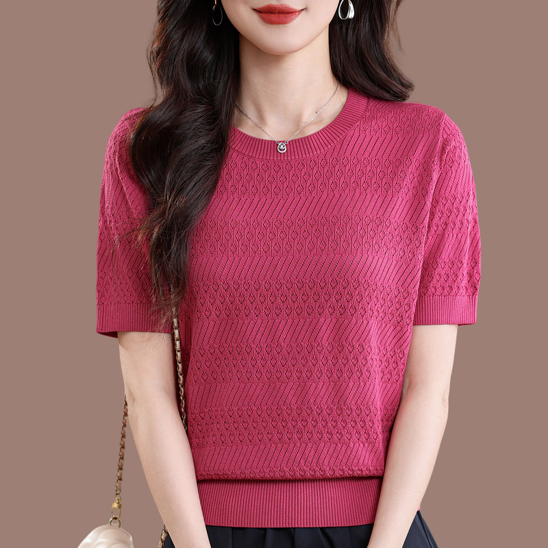 High-End Thin Silk Short-Sleeve Knit Top for Women, Summer Stylish Hollow-Out Loose Round-Neck T-Shirt for Mothers