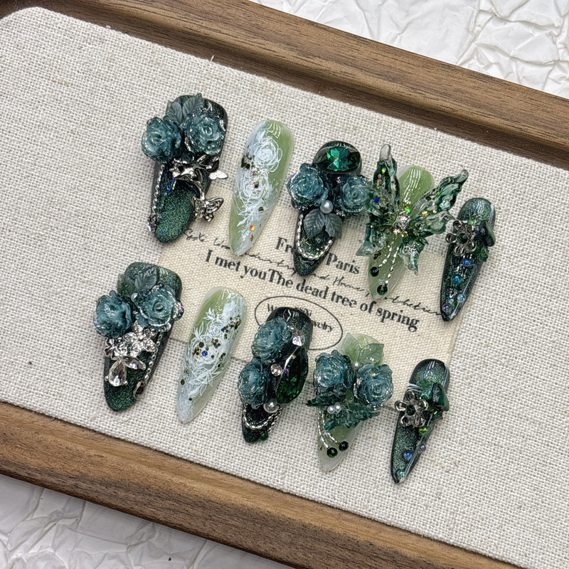 Dark Green Rose Flower Handmade Wearable Nails, High-End, Cool and Stylish, Stunning Nail Art, 2026 New Year New Product, Medium-Long Pointed