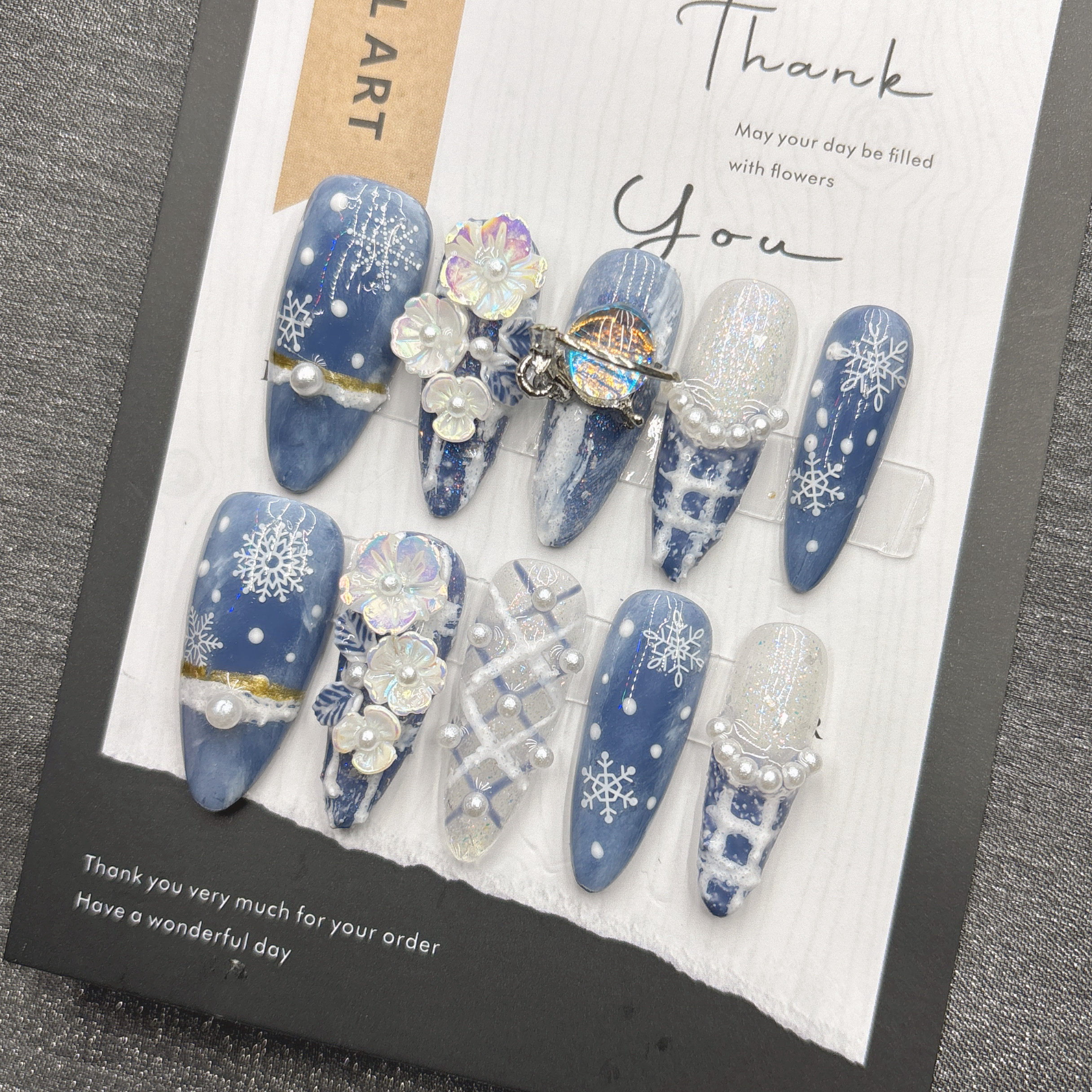 Blue snowflake romantic winter handmade armor French Internet celebrity explosion high sense white 2026 long — wholesale press on nails detail view 2