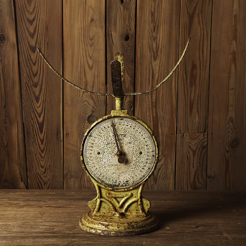 British production of centuries-old antique Libra display device Large number of metal scales retro decoration