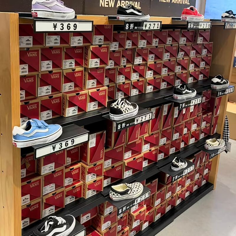 Vans Casual Shoes, Sports Shoes, Lightweight Shock-Absorbing Casual Versatile Shoes "Clearance of Discontinued Sizes" Vans Casual Shoes, Sports Shoes, Lightweight Shock-Absorbing Casual Versatile Shoes "Clearance of Discontinued Sizes"