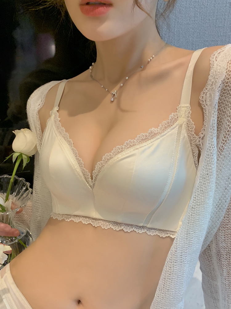 Lingerie women's small breasts gathered with thin sections No steel ring to receive the baby bra Sexy no-scratches adjustment-type lace little cuddly suit