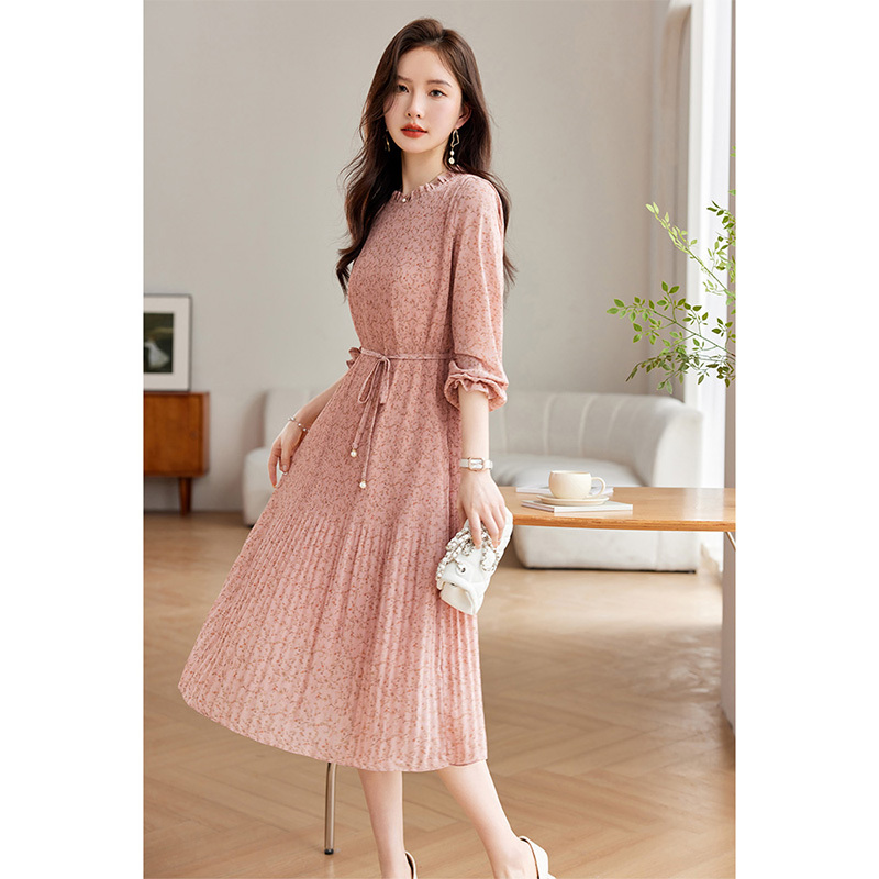 Pink Floral Pleated Skirt Slimming Plus-Size Women's Dress 2026 Autumn New Large Size Women's Mid-Length Long-Sleeve Dress Trendy