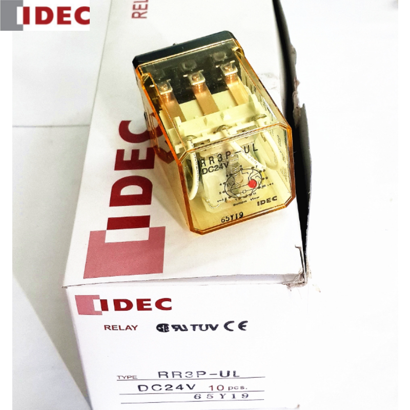 RR1BA-US-D24 Japan idec and springs RR2P-U-A220 intermediate relay D5 D48 A110 A110